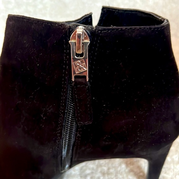 Sam and Libby suede ankle boots - Picture 8 of 11